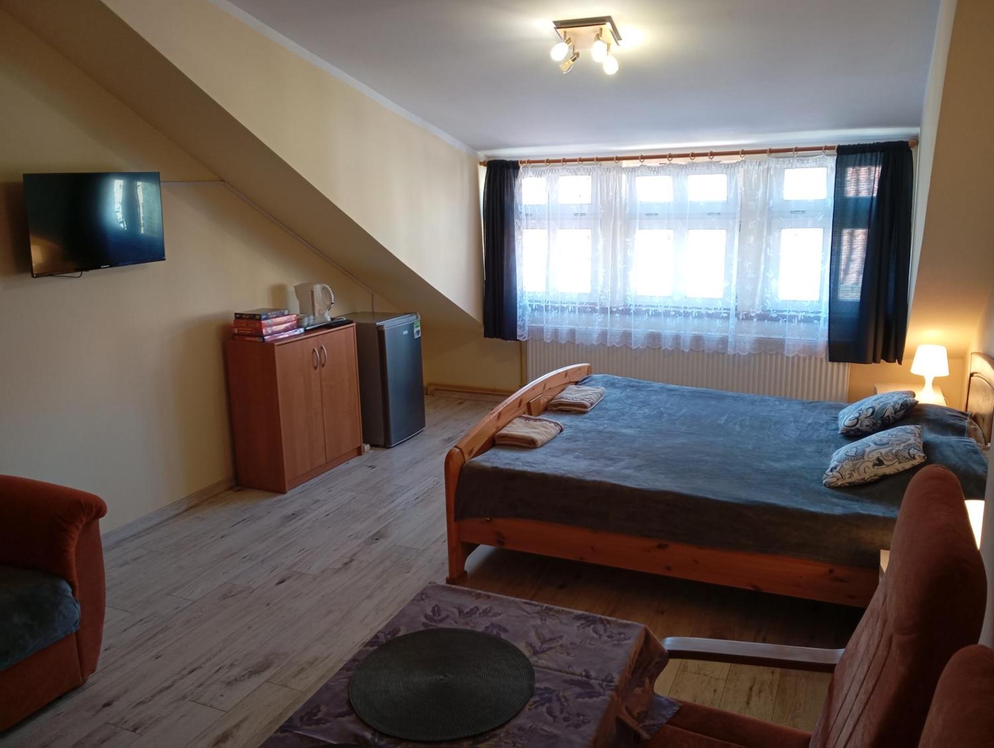 Pokoje Goscinne U Anka Reszel Exterior foto